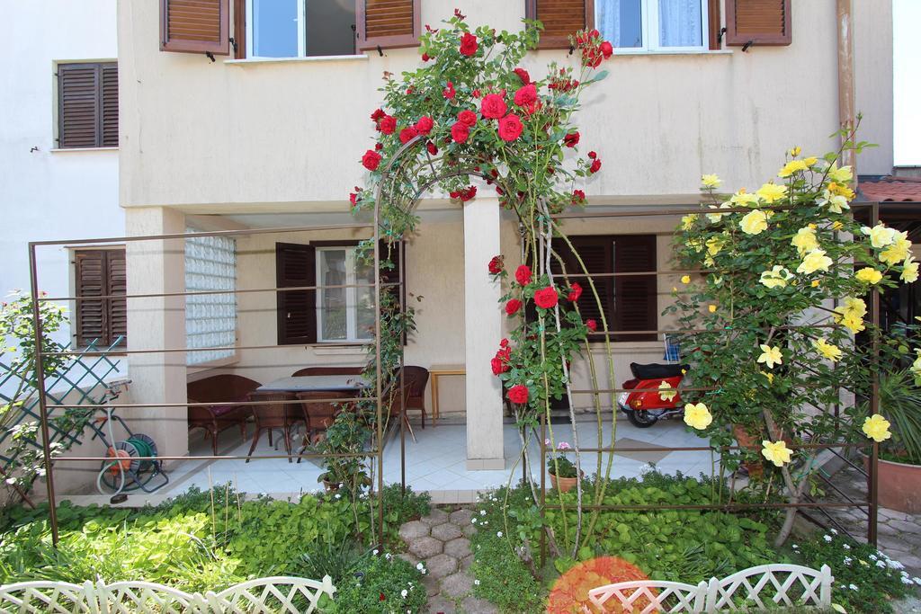 Guest House Aurora Rovinj Exteriör bild