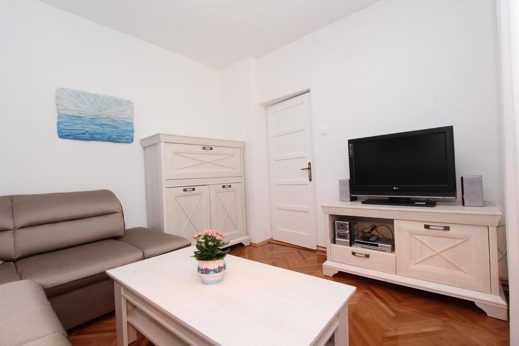 Guest House Aurora Rovinj Exteriör bild