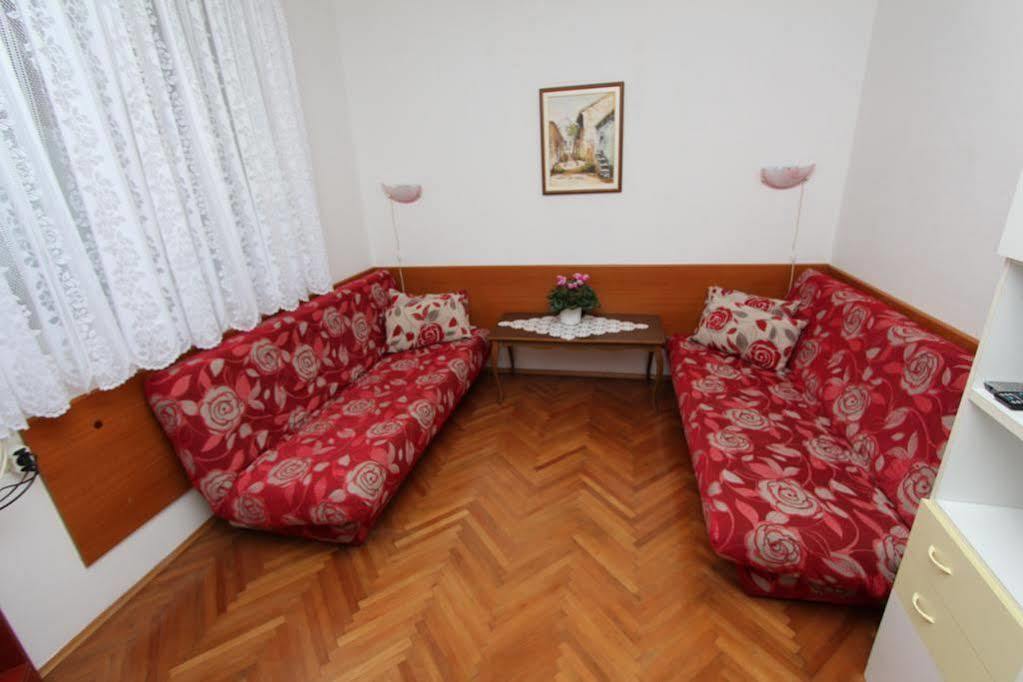 Guest House Aurora Rovinj Exteriör bild