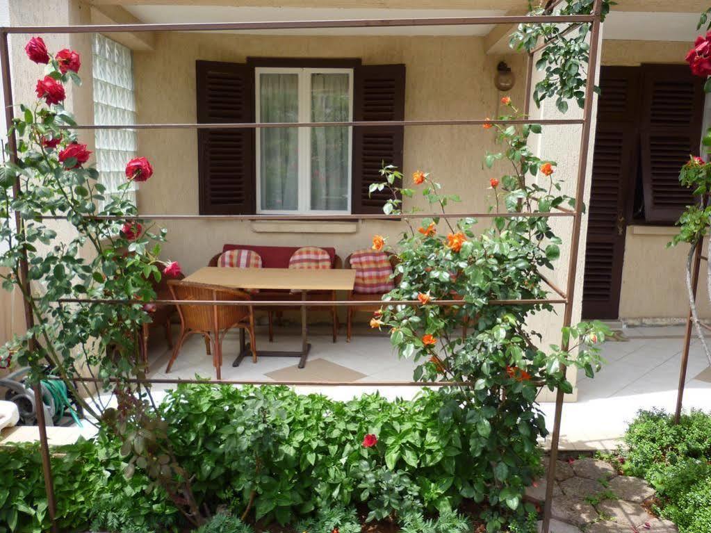Guest House Aurora Rovinj Exteriör bild