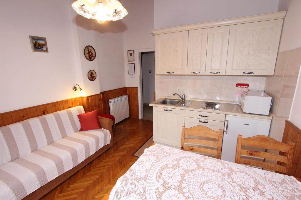 Guest House Aurora Rovinj Rum bild